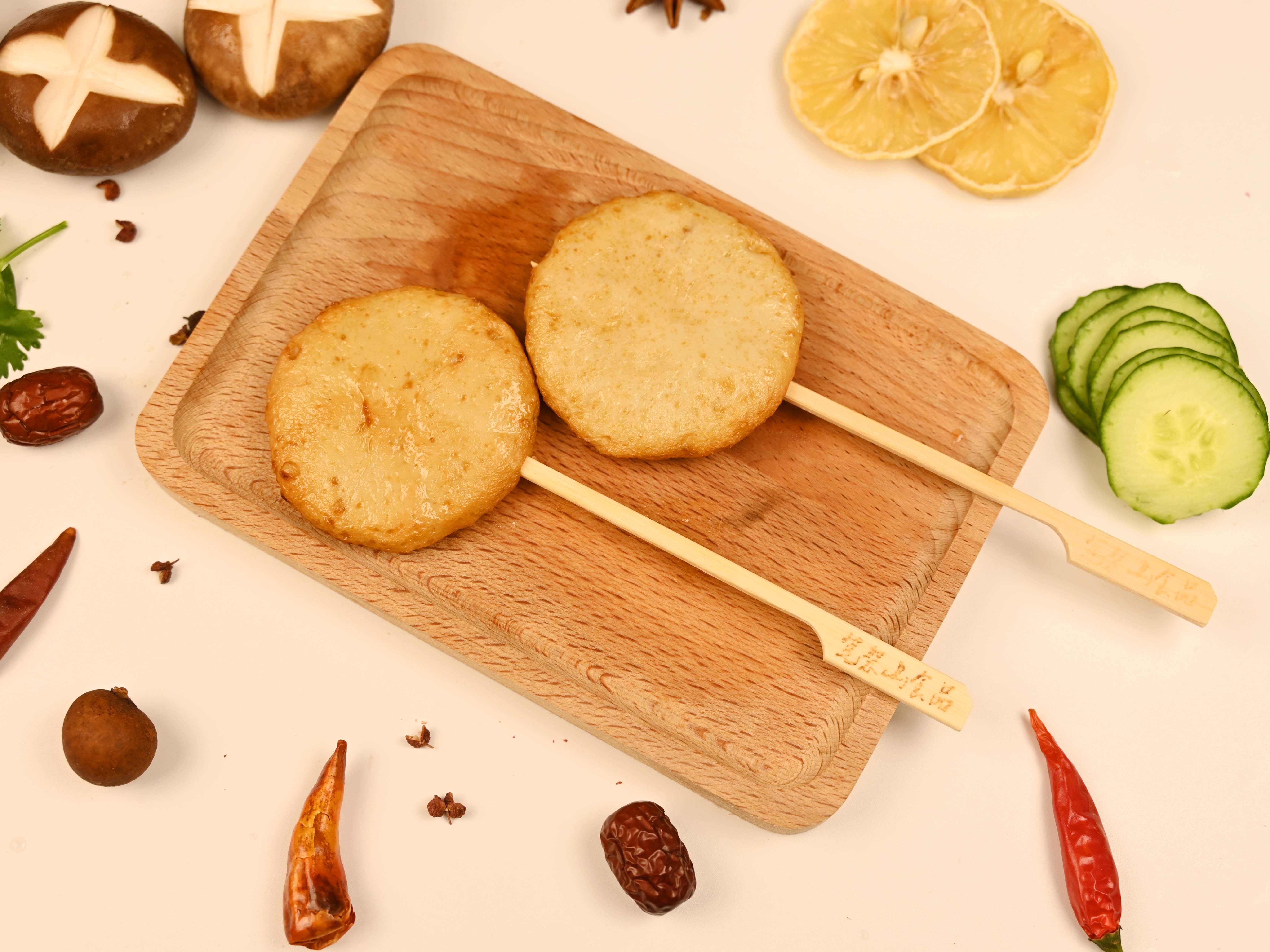 关东煮大鱼饼
