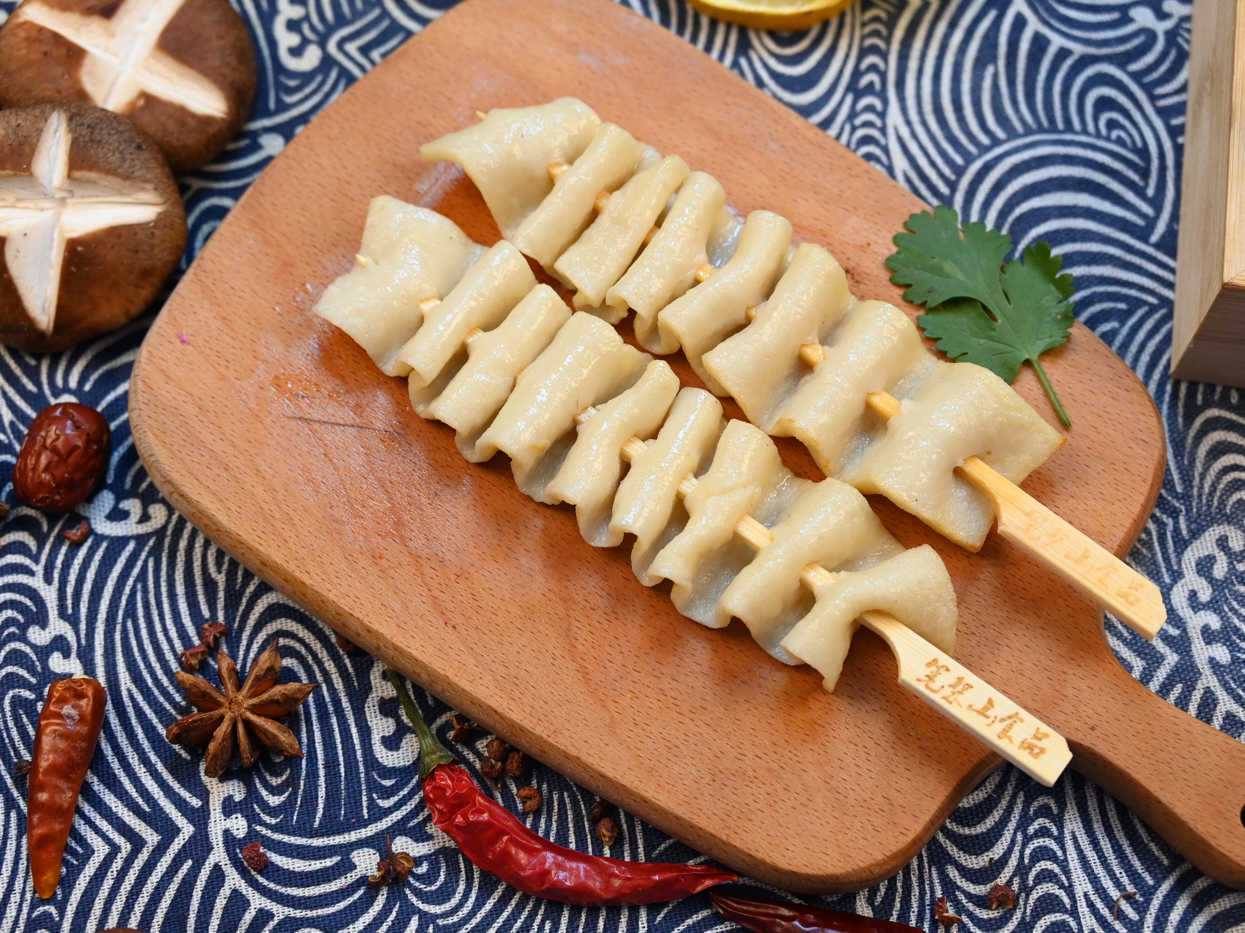 Шашлыки с рыбными пирогами 