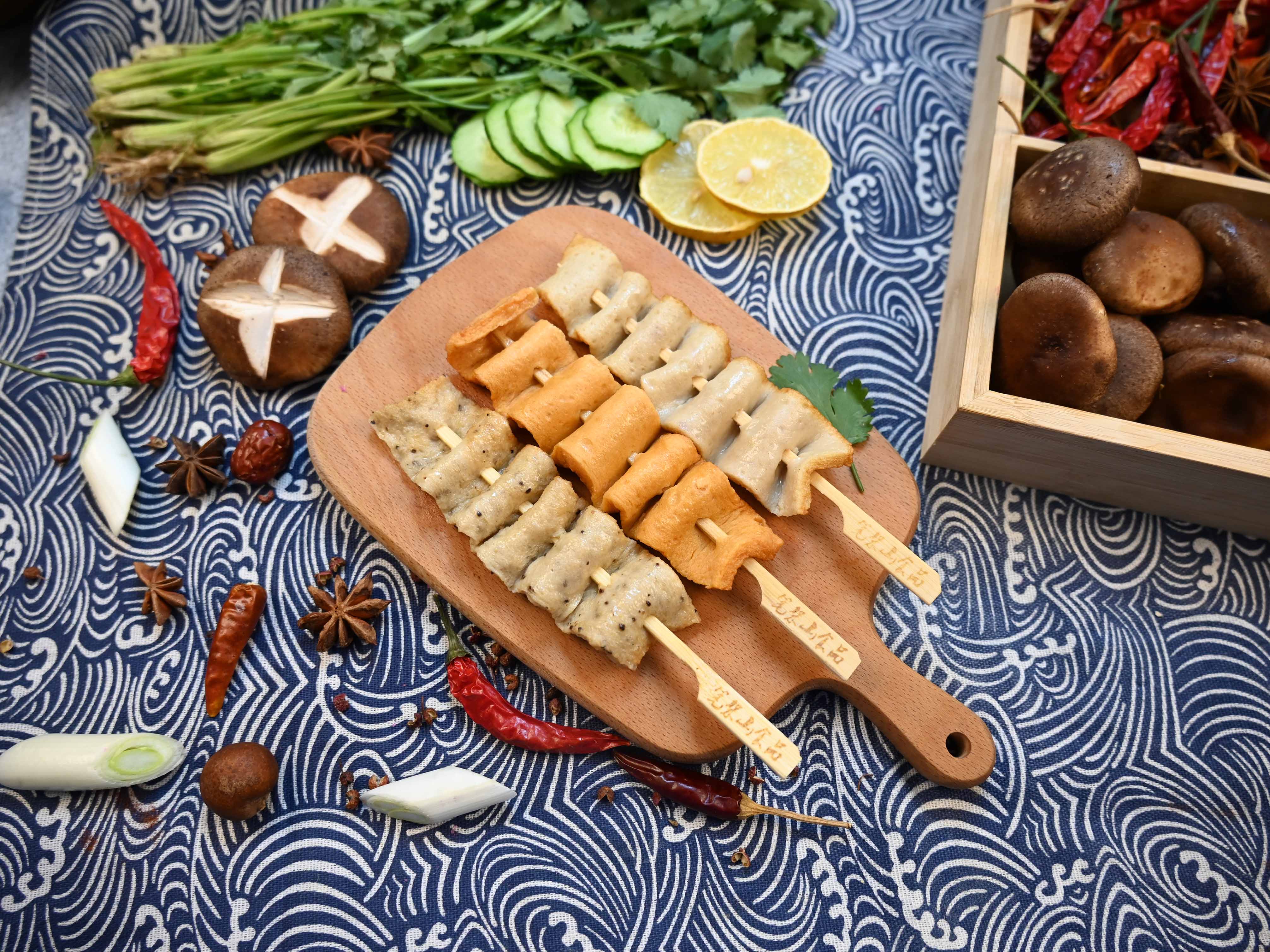 Шашлыки с мясными пирогами